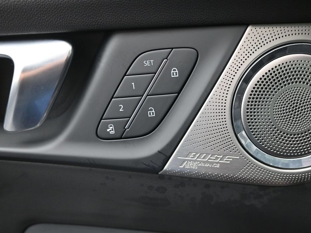 2025 Buick Enclave Avenir - Photo 17
