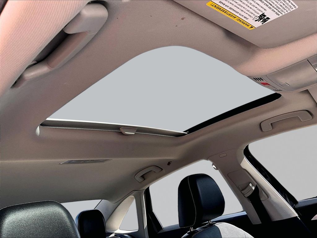 2025 Volkswagen Jetta SE - Photo 29