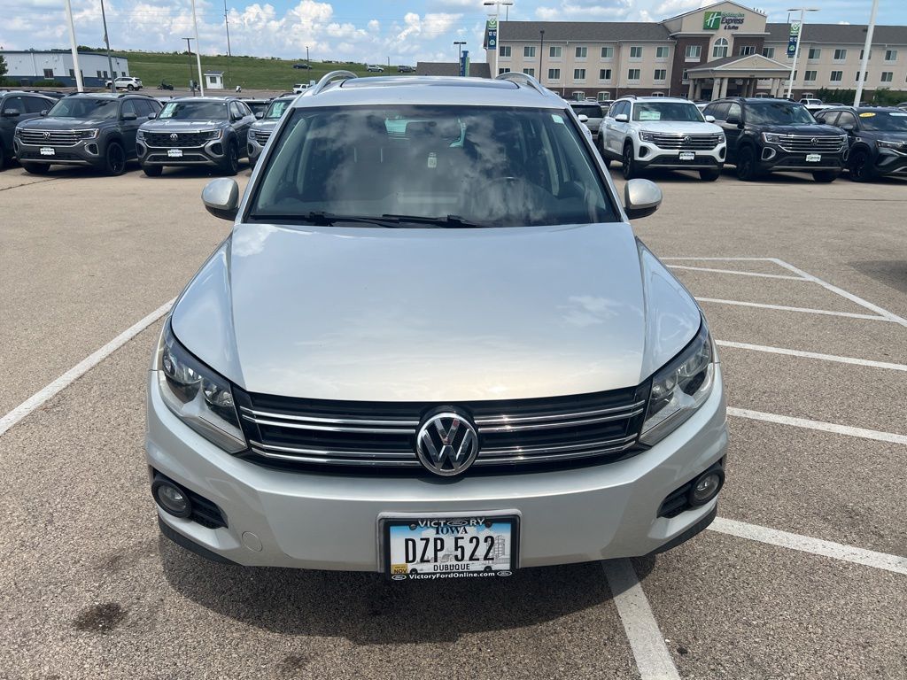 2012 Volkswagen Tiguan SE - Photo 8