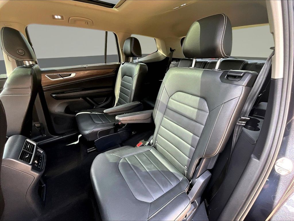 2025 Volkswagen Atlas SEL - Photo 26