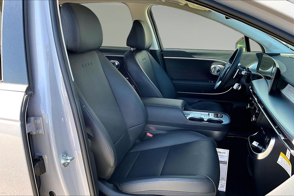 2026 Hyundai IONIQ 9 SEL - Photo 9