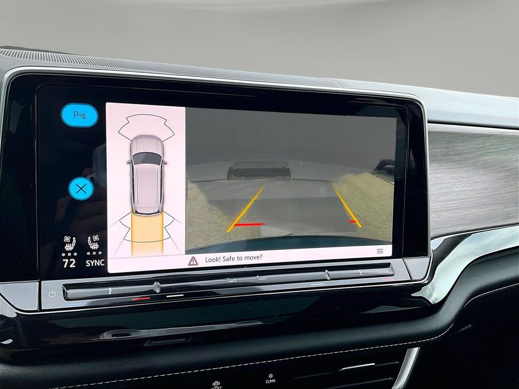 2025 Volkswagen Atlas SEL - Photo 15