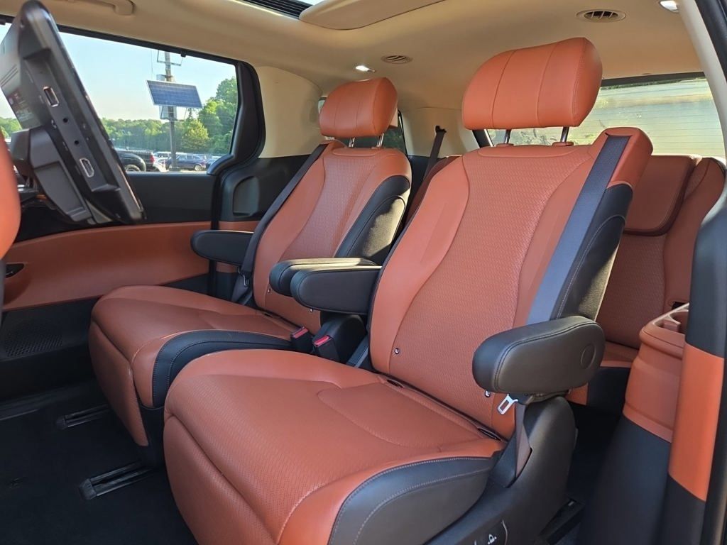 2024 Kia Carnival SX Prestige - Photo 12
