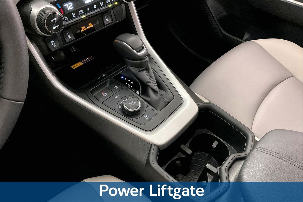 2024 Toyota RAV4 XLE Premium - Photo 20