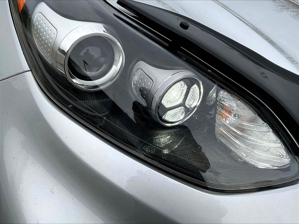 2022 Kia Sportage EX - Photo 36