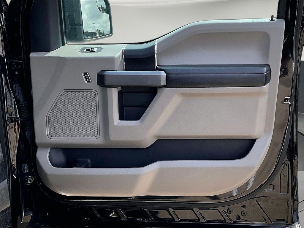 2020 Ford F-150 XLT - Photo 32