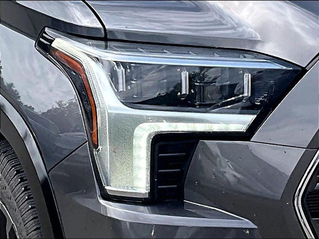 2024 Toyota Sequoia Platinum - Photo 34