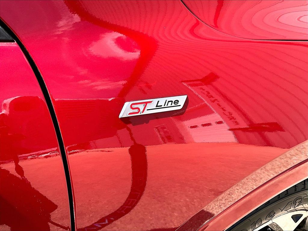 2023 Ford Escape ST-Line Select - Photo 28