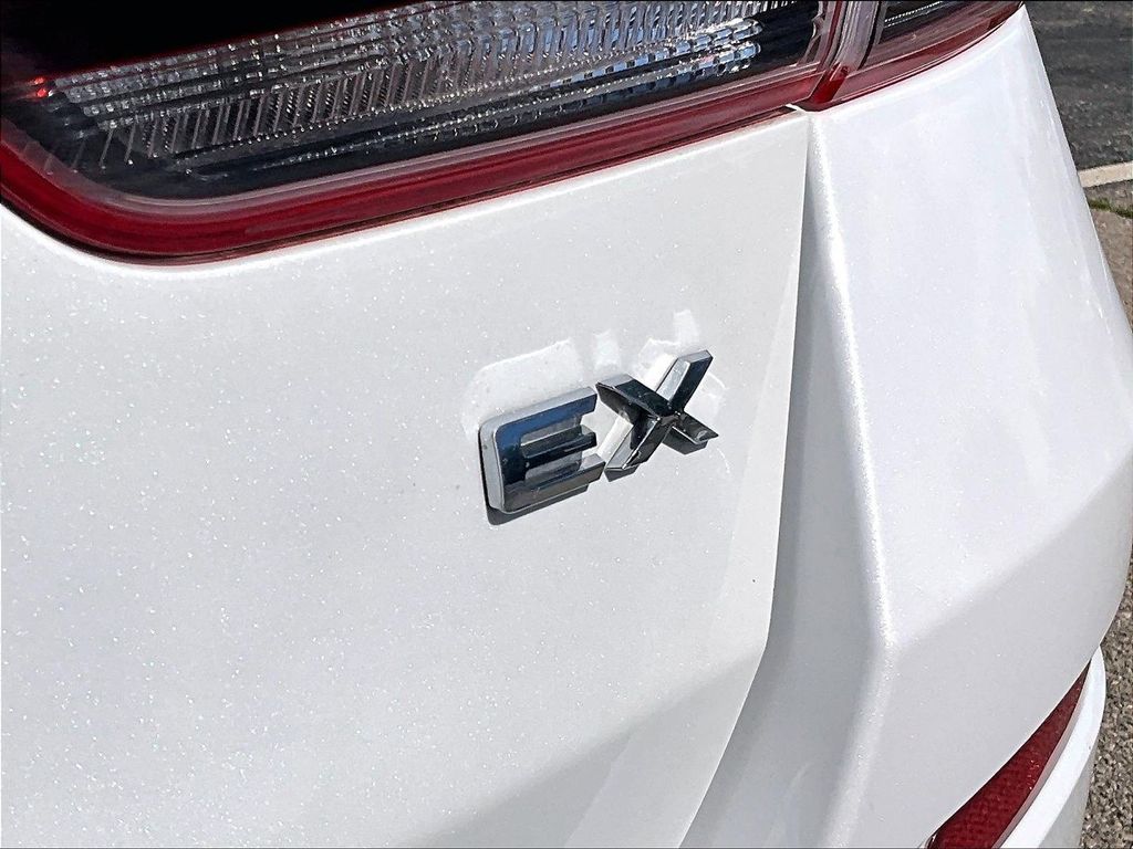 2020 Kia Optima EX - Photo 28