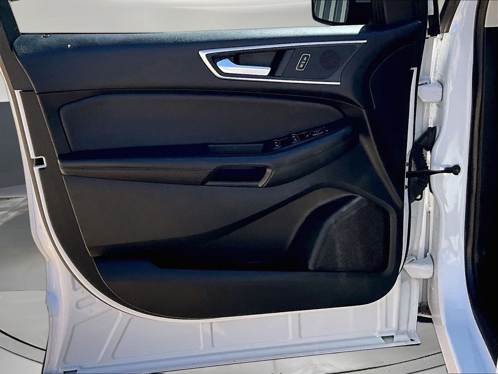 2023 Ford Edge SEL - Photo 24
