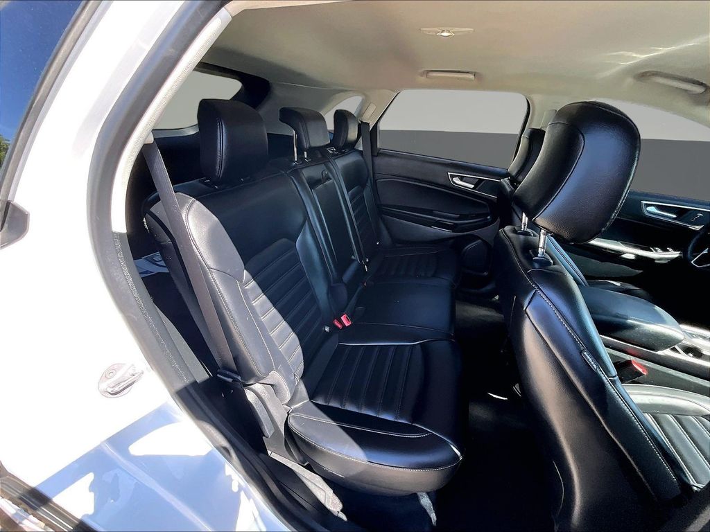 2023 Ford Edge SEL - Photo 29