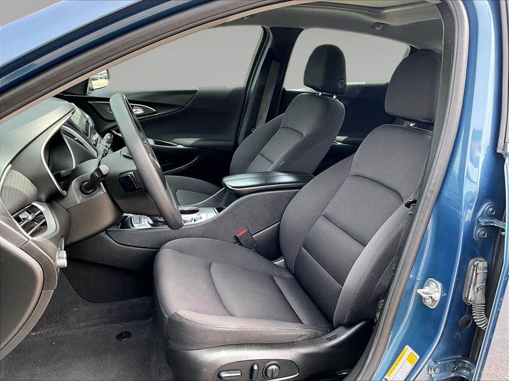 2024 Chevrolet Malibu 1LT - Photo 24