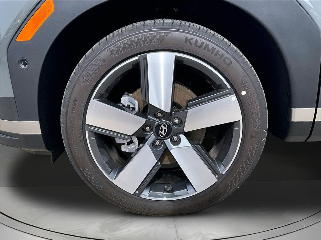 2026 Hyundai Santa Fe Limited - Photo 15