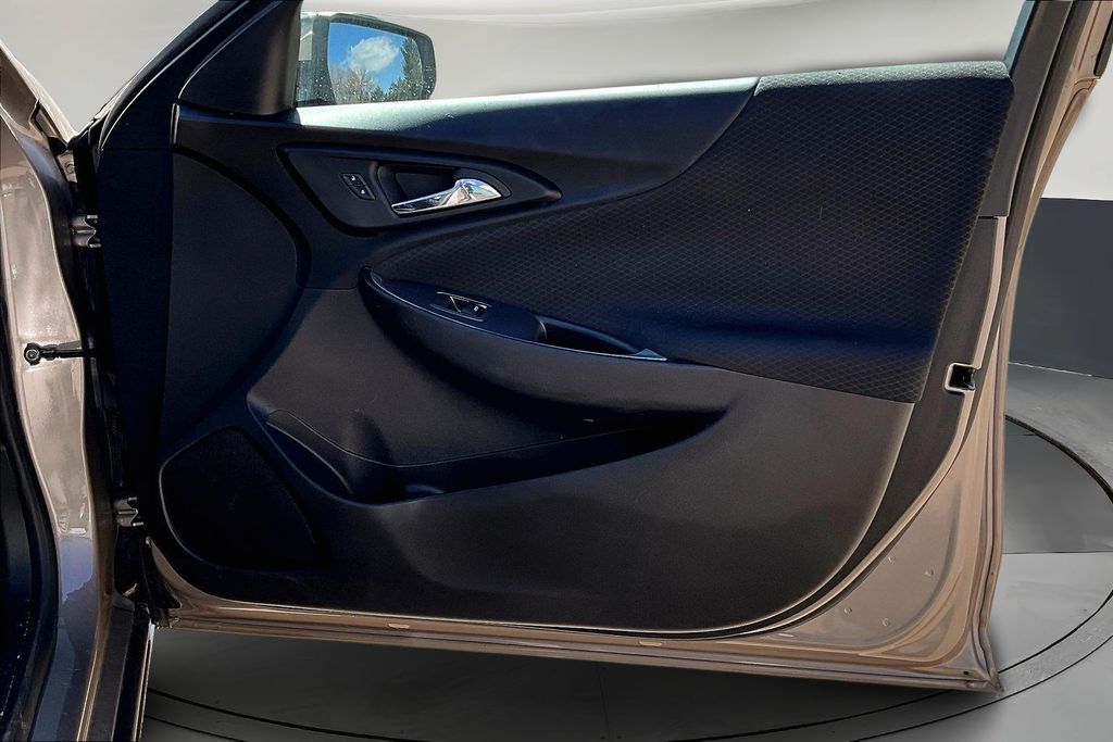 2024 Chevrolet Malibu 1LT - Photo 25