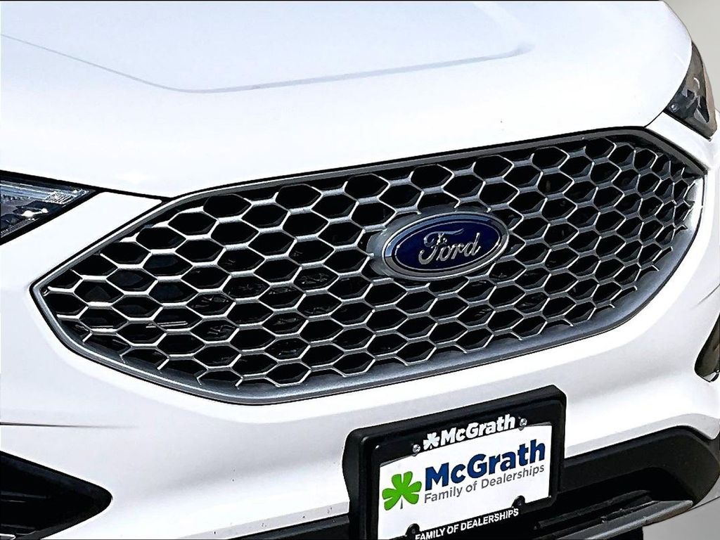 2023 Ford Edge SEL - Photo 35