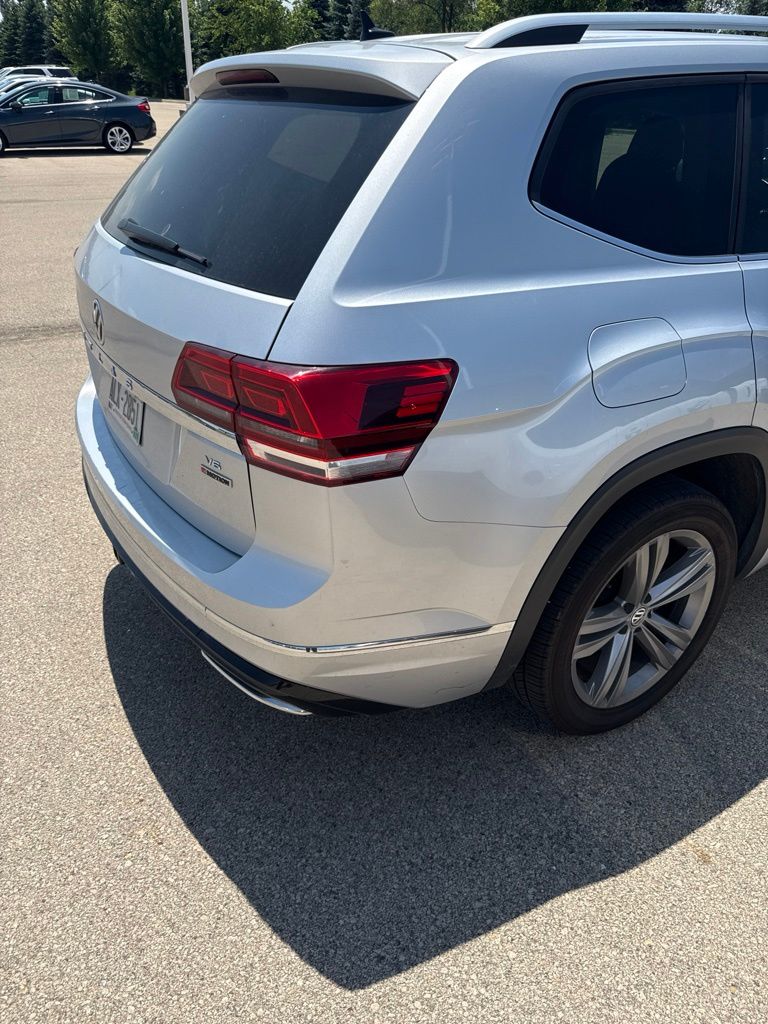 2019 Volkswagen Atlas SE R-Line w/Tech - Photo 7