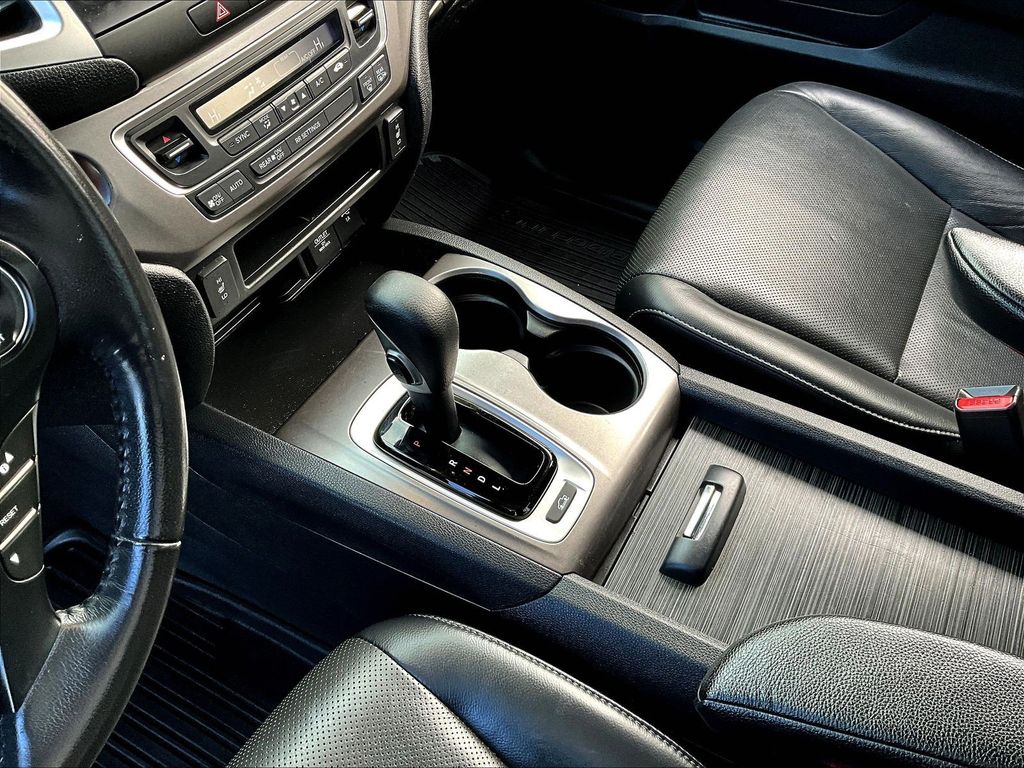 2019 Honda Ridgeline RTL - Photo 22