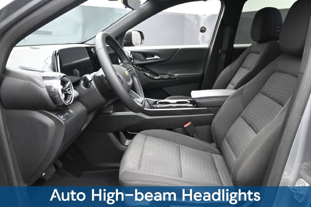 2025 Chevrolet Equinox LT - Photo 17