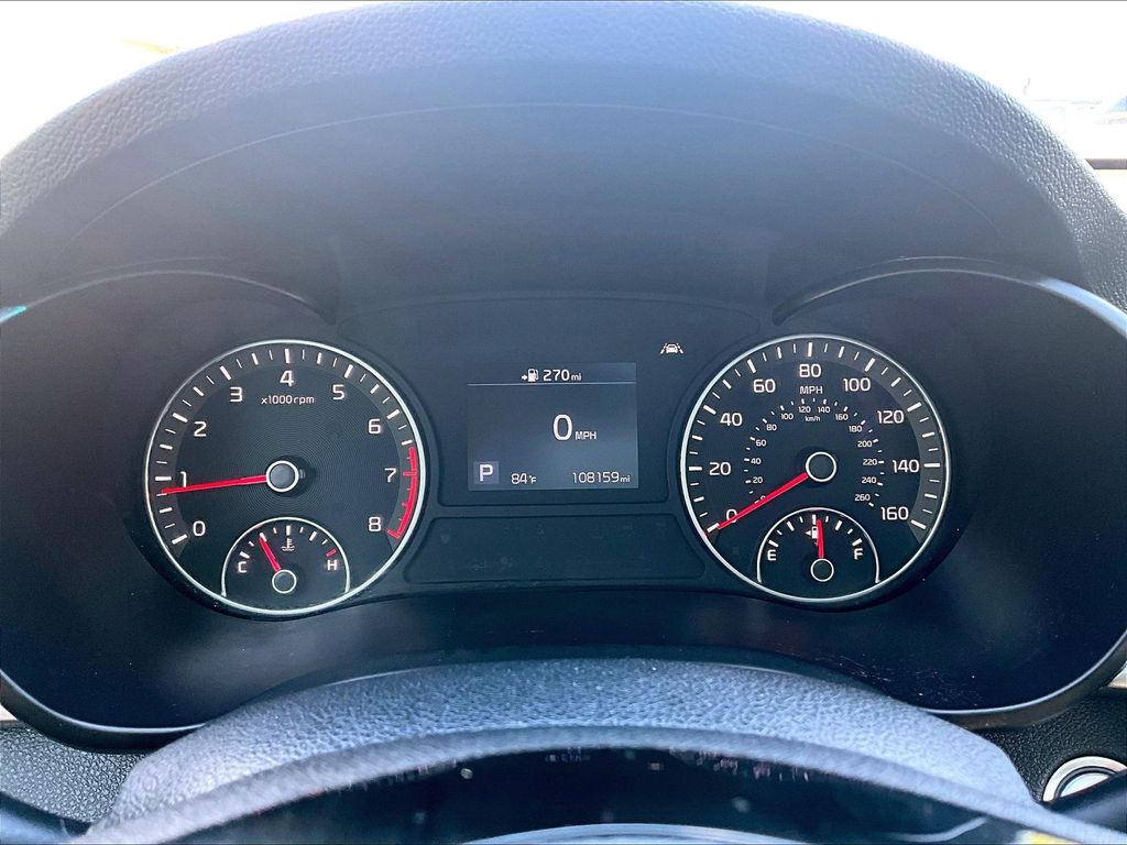 2020 Kia Optima EX - Photo 17