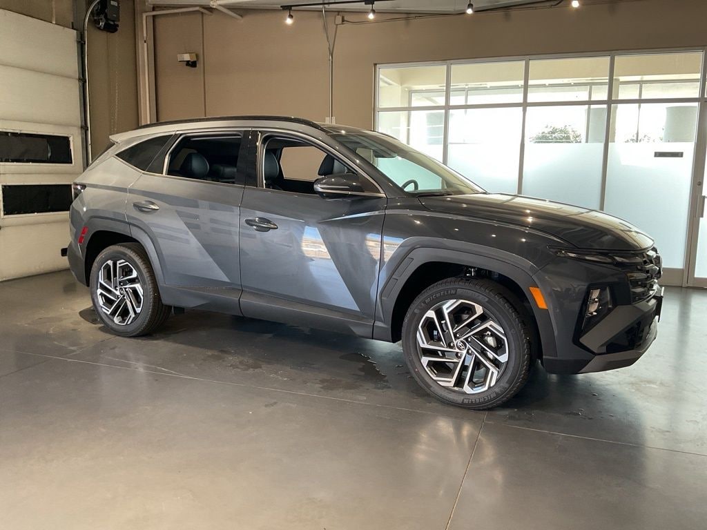 New 2026 Hyundai Tucson Limited AWD SUV
