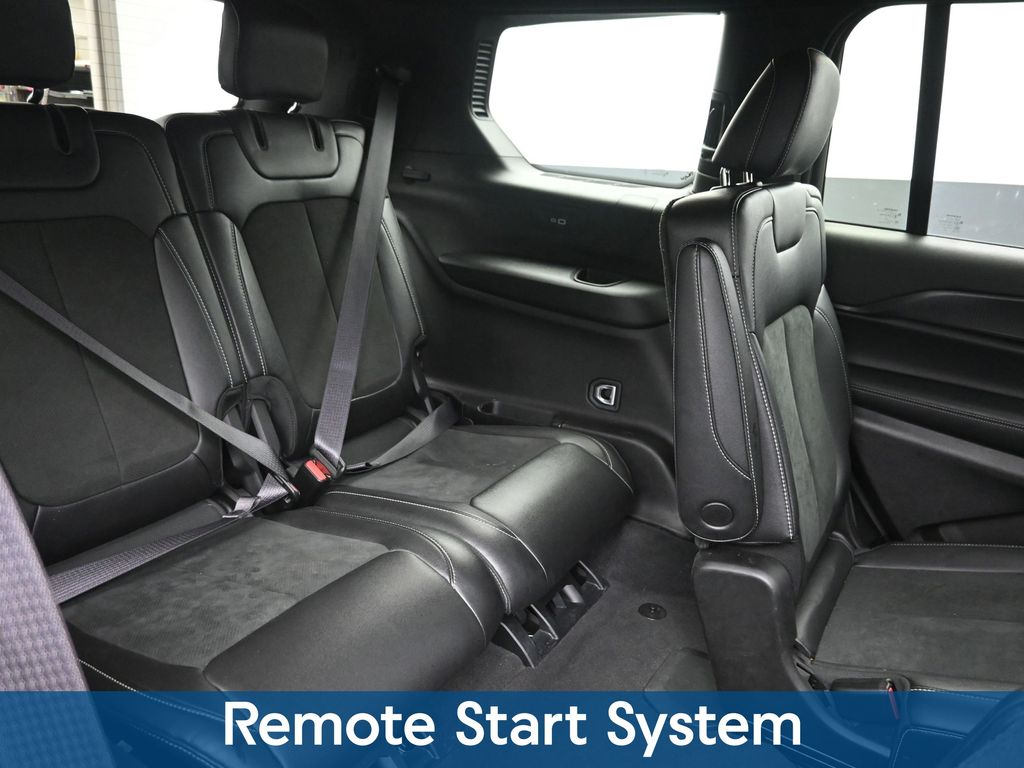 2025 Jeep Grand Cherokee L Altitude - Photo 12