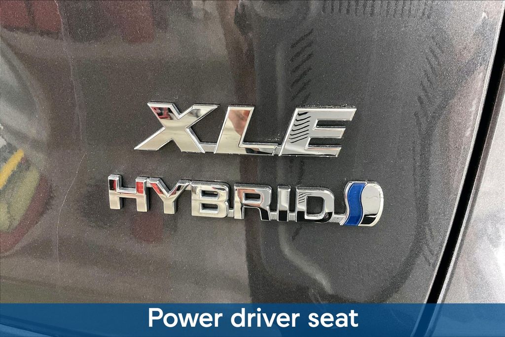 2024 Toyota RAV4 XLE Premium - Photo 12