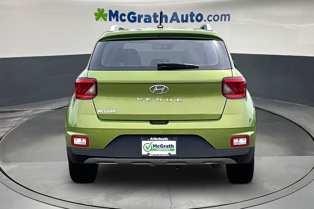 2023 Hyundai Venue SEL - Photo 6