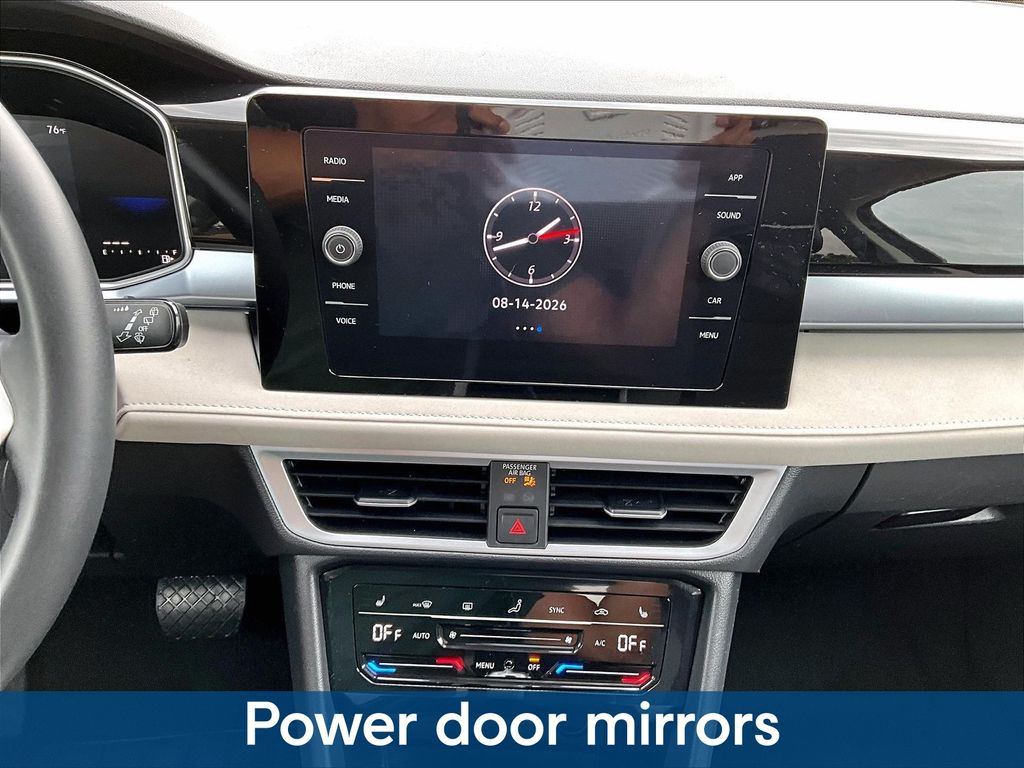 2025 Volkswagen Taos SE - Photo 20