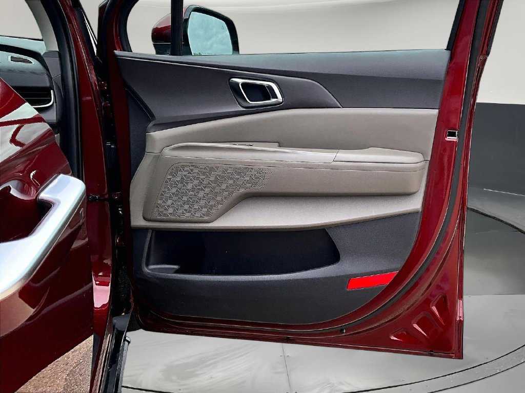 2025 Kia Carnival SX - Photo 32