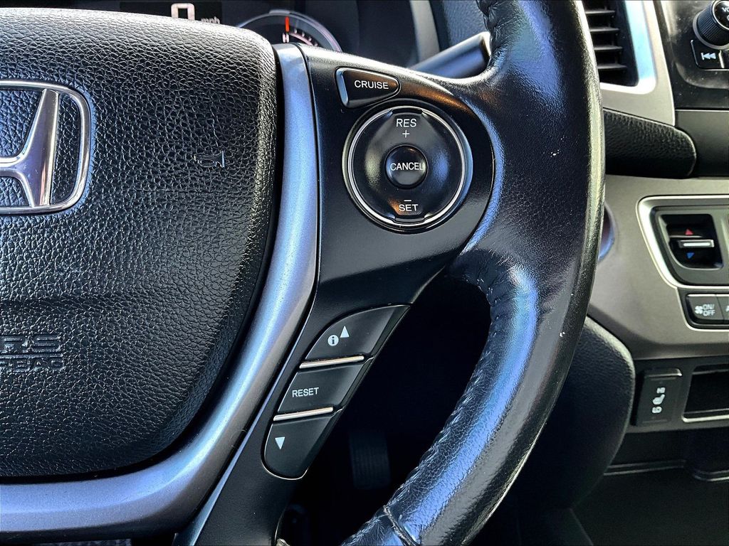 2019 Honda Ridgeline RTL - Photo 17