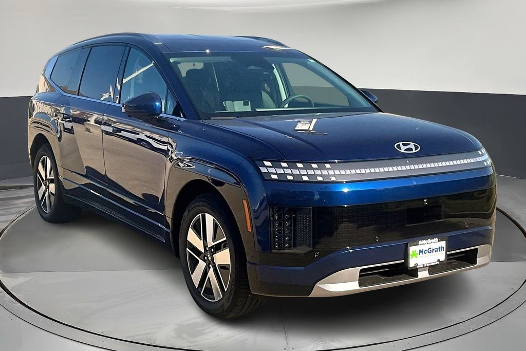 2026 Hyundai IONIQ 9 SEL's photo