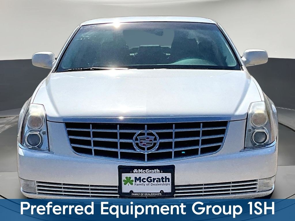Used 2011 CADILLAC DTS Sedan