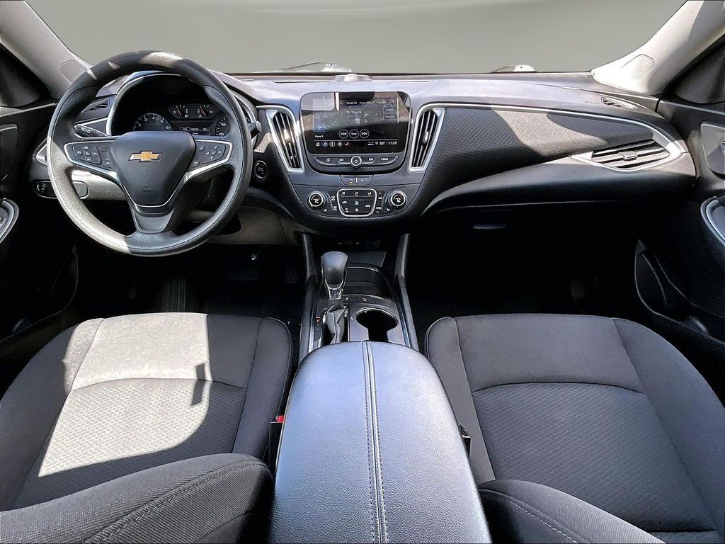 2024 Chevrolet Malibu 1LT - Photo 9