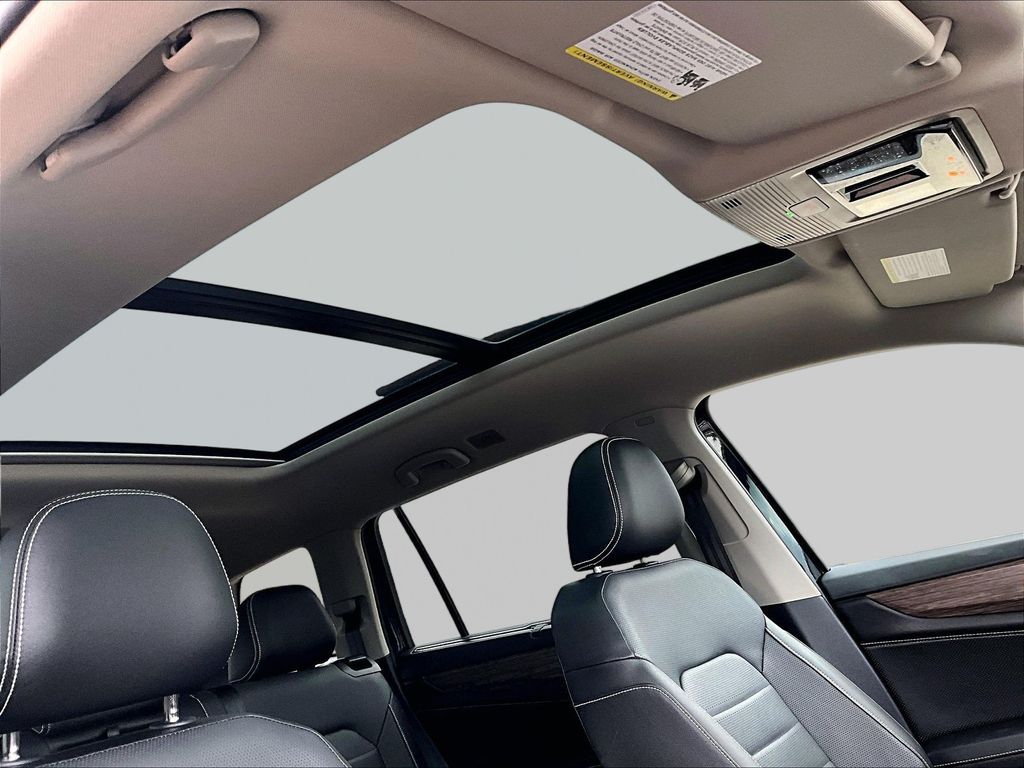 2025 Volkswagen Atlas SEL - Photo 28