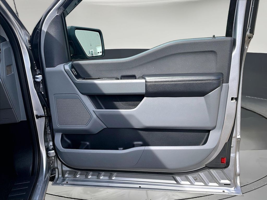 2023 Ford F-150 XLT - Photo 32