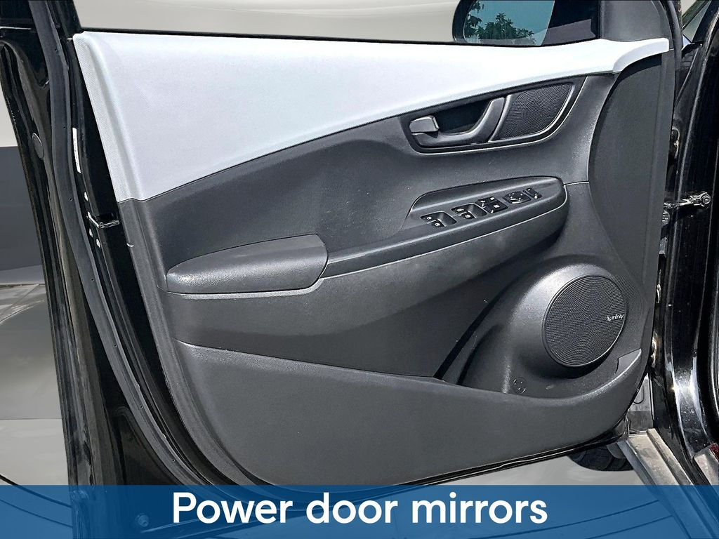 2021 Hyundai Kona SEL Plus - Photo 23