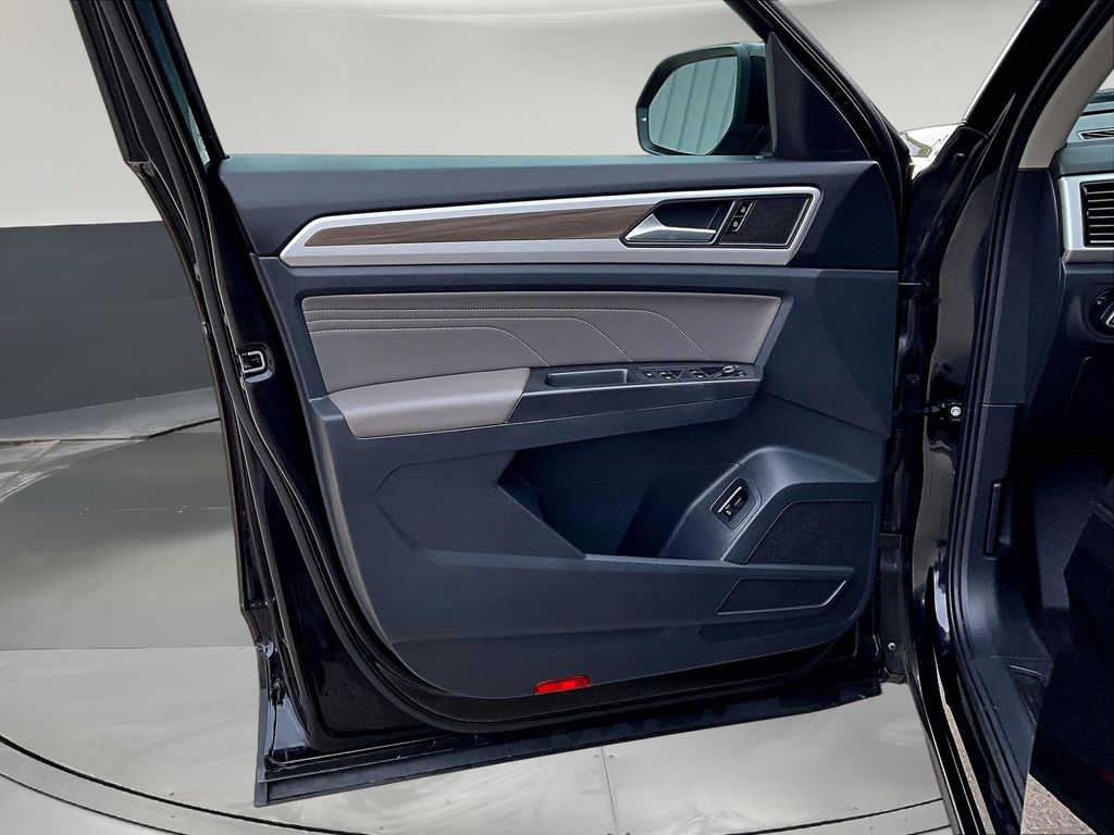 2022 Volkswagen Atlas SEL - Photo 20