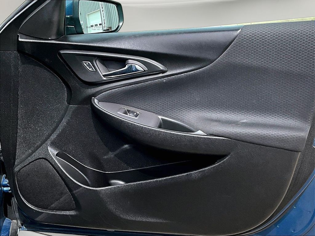 2024 Chevrolet Malibu 1LT - Photo 30