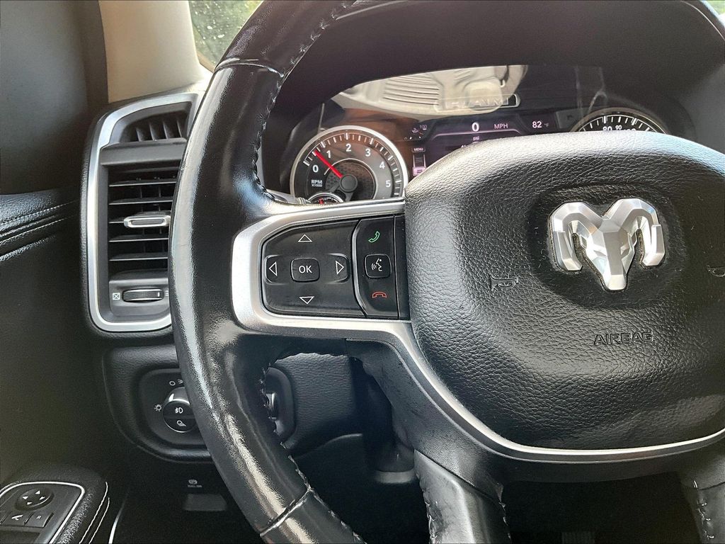 2020 RAM Ram 1500 Pickup Laramie - Photo 15