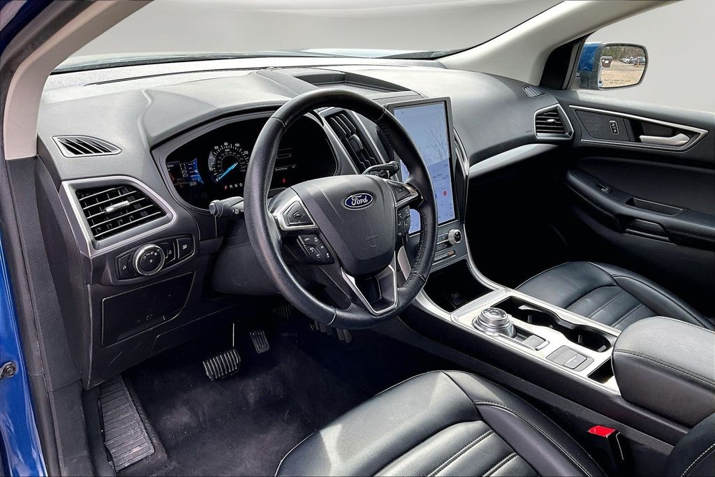 2024 Ford Edge SEL - Photo 18