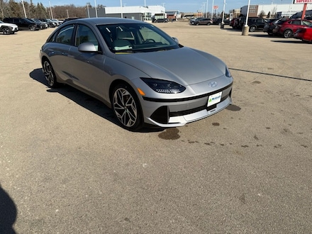 2025 Hyundai IONIQ 6 SEL Sedan