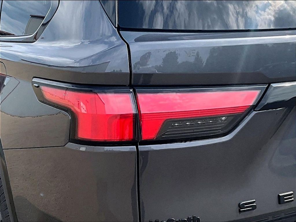 2024 Toyota Sequoia Platinum - Photo 26