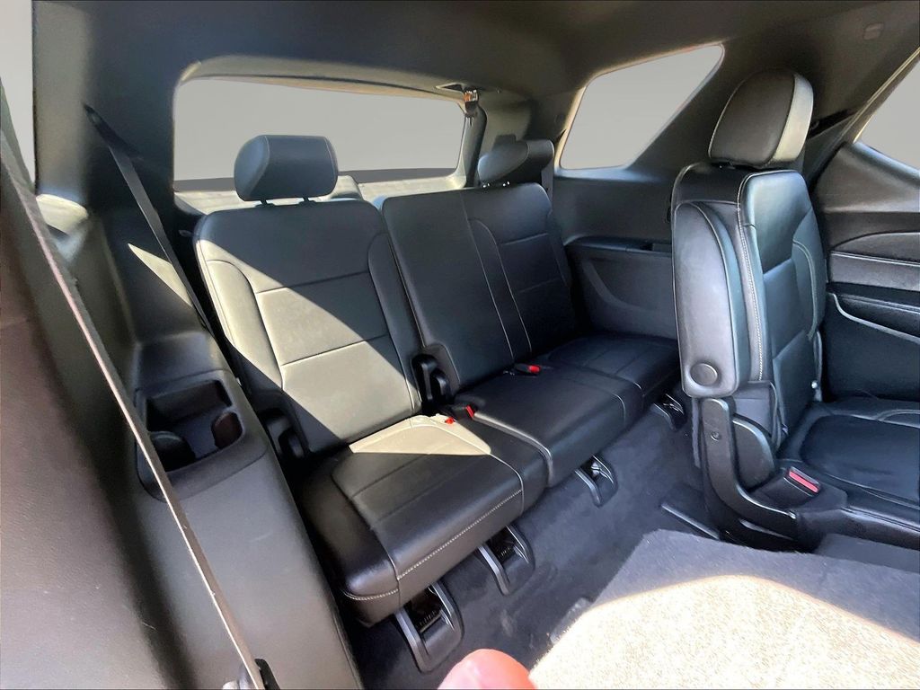 2023 Chevrolet Traverse 3LT - Photo 30