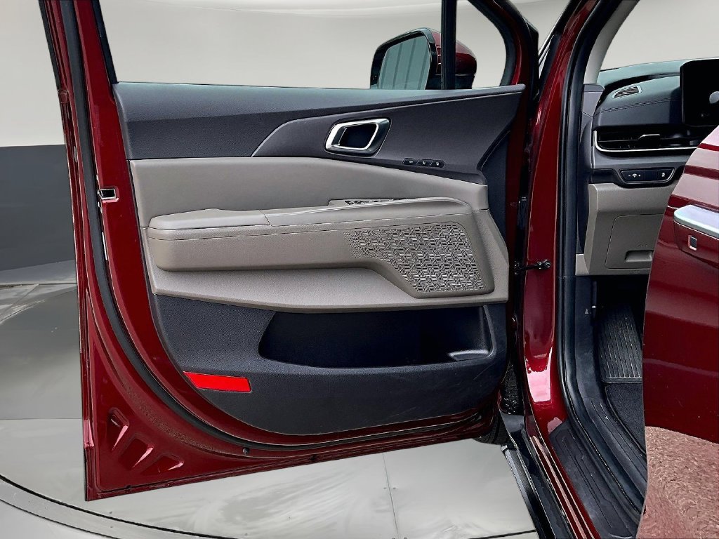 2025 Kia Carnival SX - Photo 24