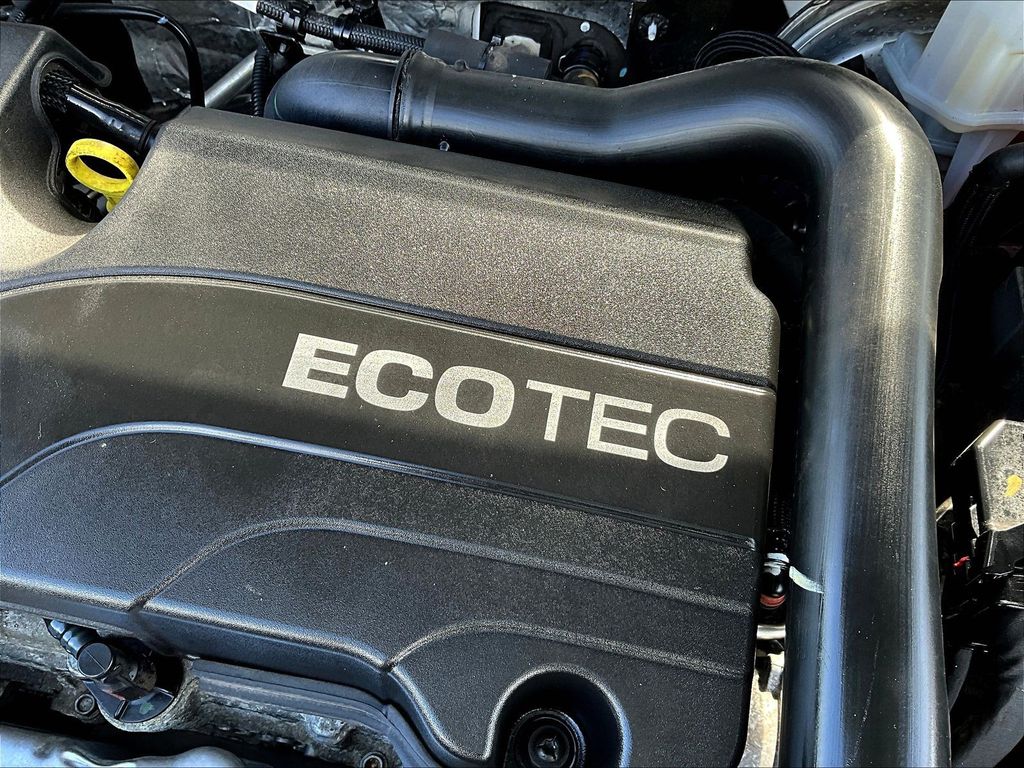 2022 Chevrolet Equinox LT - Photo 34