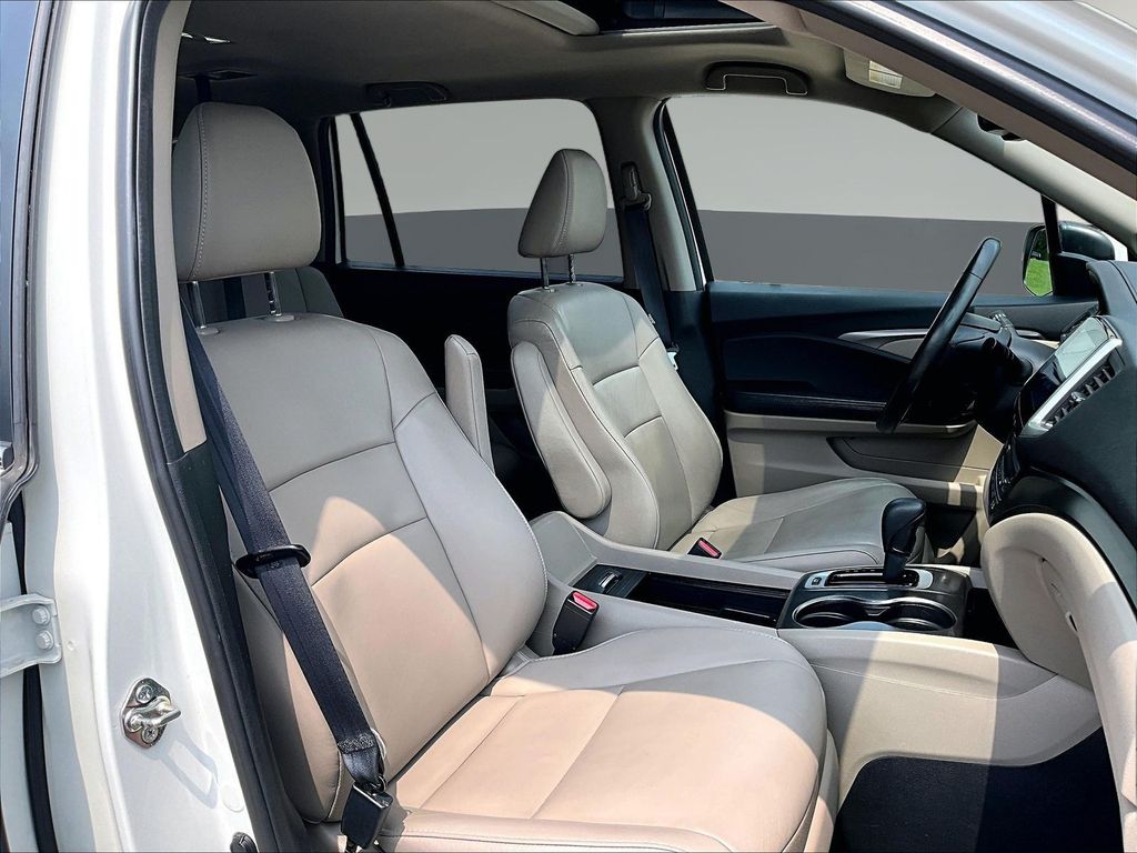 2017 Honda Pilot EX-L - Photo 33