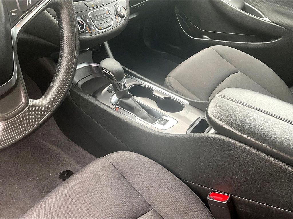 2024 Chevrolet Malibu 1LT - Photo 21