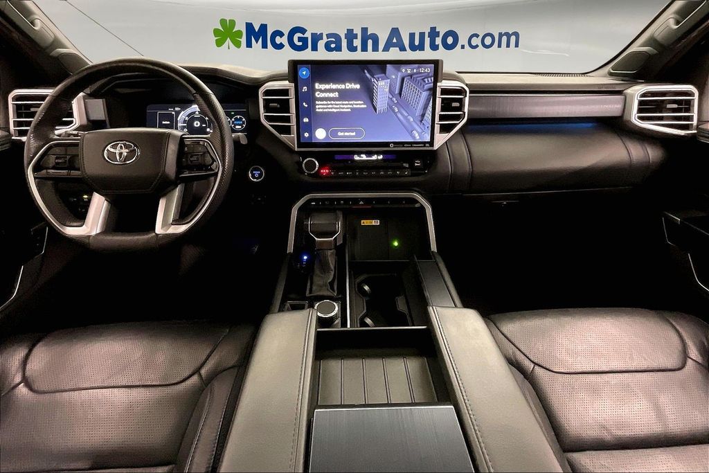 2024 Toyota Sequoia Platinum - Photo 21