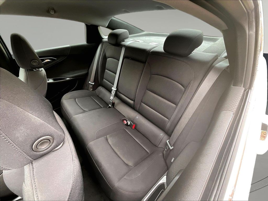 2024 Chevrolet Malibu 1LT - Photo 24