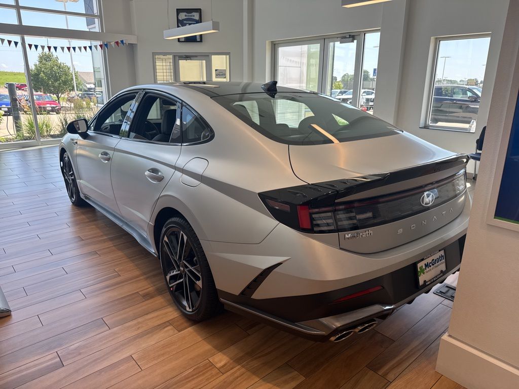 2025 Hyundai Sonata N Line photo 2